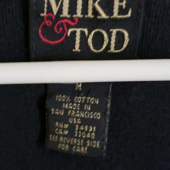 Pants and top outfit bundle - Picture 5 of 11